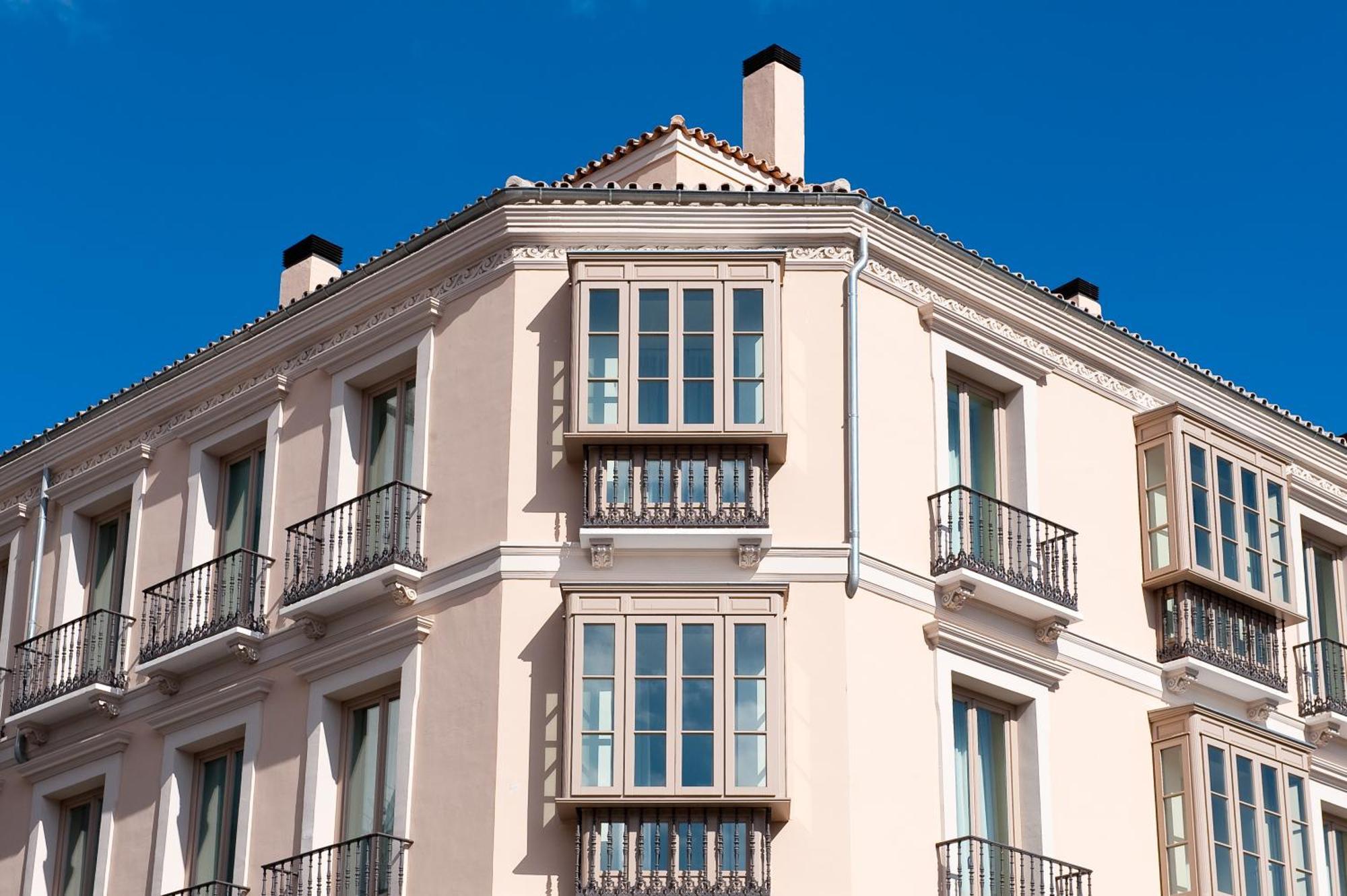 普桑达帕提欧斯莱克森温齐酒店 马拉加 外观 照片 A house in Madrid, Spain